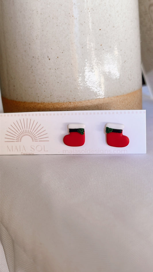 Red stockings stud earrings
